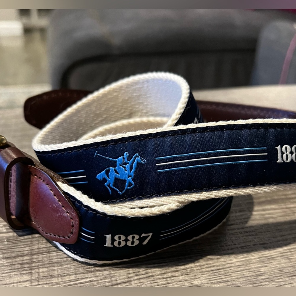 NWT Men’s Dedham Country and Polo Club YRI Designs belt